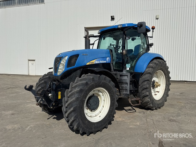 2010 New Holland T7050 AutoCommand 4x4 Tracteur Agricole 4WD Tractor - Traktor: bilde 2 2010 New Holland T7050 AutoCommand 4x4 Tracteur Agricole 4WD Tractor - Traktor: bilde 2