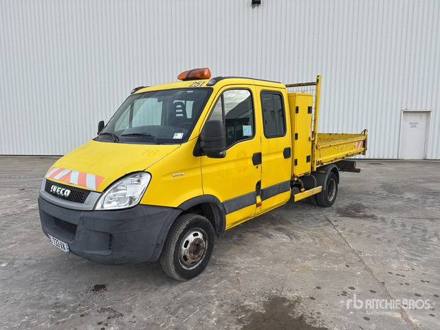 2011 Iveco 35C13 4x2 Camion Benne S/A Dump Truck - Varebil med tipp, Varebil med dobbelt førerhus: bilde 1 2011 Iveco 35C13 4x2 Camion Benne S/A Dump Truck - Varebil med tipp, Varebil med dobbelt førerhus: bilde 1