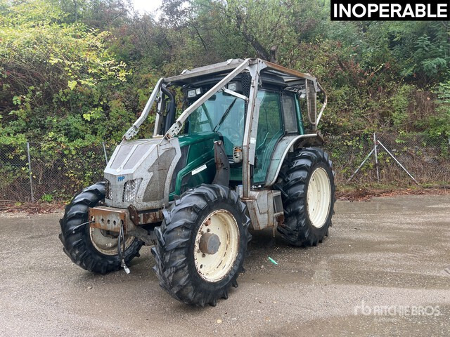 2013 Valtra N143 4x4 Tracteur Forestier (Inoperable) 4WD Tractor - Traktor: bilde 2 2013 Valtra N143 4x4 Tracteur Forestier (Inoperable) 4WD Tractor - Traktor: bilde 2