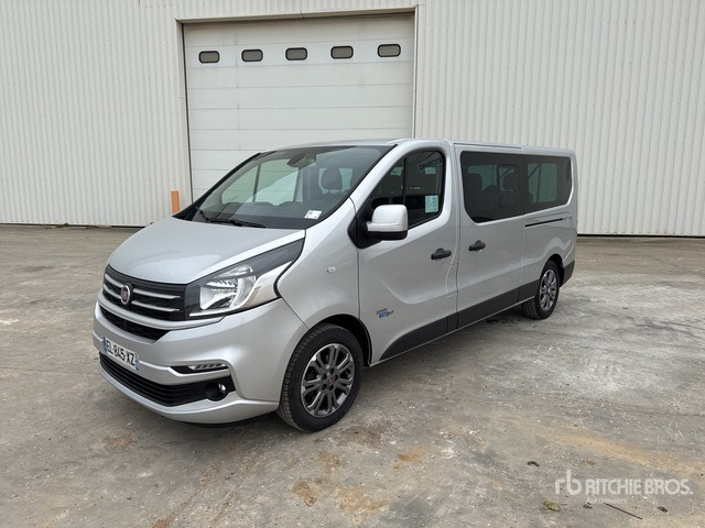 2017 Fiat Talento 125 Ecojet Mini Bus 9 Places Passenger Van - Persontransport, Varebil med dobbelt førerhus: bilde 2 2017 Fiat Talento 125 Ecojet Mini Bus 9 Places Passenger Van - Persontransport, Varebil med dobbelt førerhus: bilde 2