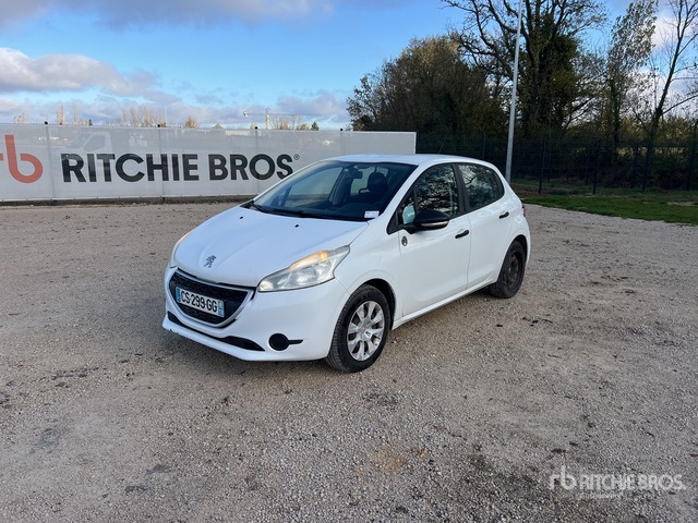 2013 Peugeot 208 Vehicule Utilitaire Cargo Van - Varebil: bilde 1 2013 Peugeot 208 Vehicule Utilitaire Cargo Van - Varebil: bilde 1