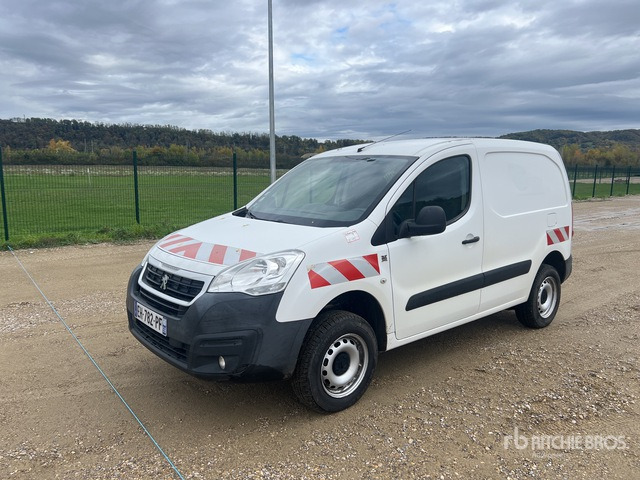 2016 Peugeot Partner 4x4 Dangel Vehicule Utilitaire Cargo Van - Varebil: bilde 1 2016 Peugeot Partner 4x4 Dangel Vehicule Utilitaire Cargo Van - Varebil: bilde 1