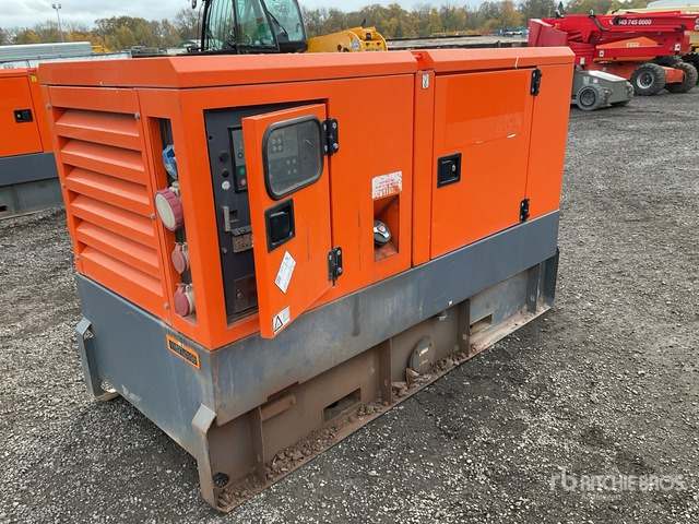 2016 Atlas Copco QAS40 40 kVA Skid-Mounted Generator Set - Elektrisk generator: bilde 3 2016 Atlas Copco QAS40 40 kVA Skid-Mounted Generator Set - Elektrisk generator: bilde 3