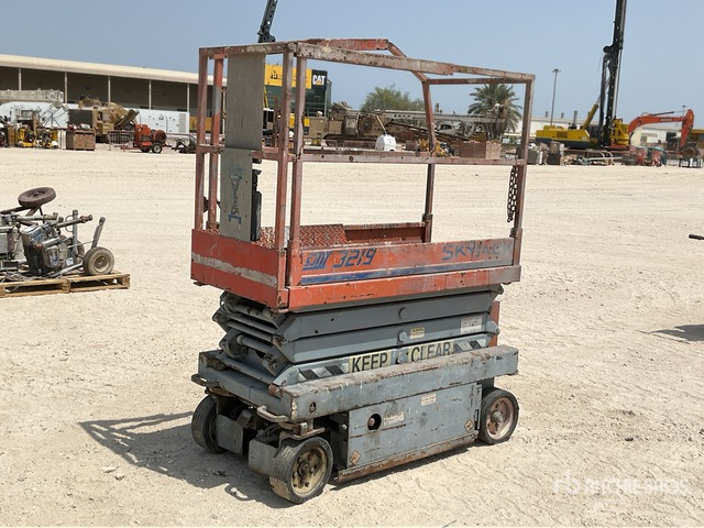 2001 Skyjack SJIII3219 Scissor Lift - Sakselift: bilde 4 2001 Skyjack SJIII3219 Scissor Lift - Sakselift: bilde 4