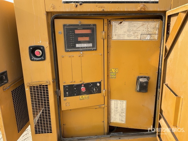 2006 Cat 3406 365 kVA Skid-Mounted Generator Set - Elektrisk generator: bilde 4 2006 Cat 3406 365 kVA Skid-Mounted Generator Set - Elektrisk generator: bilde 4
