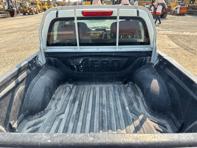 2008 Isuzu D-Max 4x2 Crew Cab Pickup - Pickup: bilde 4 2008 Isuzu D-Max 4x2 Crew Cab Pickup - Pickup: bilde 4