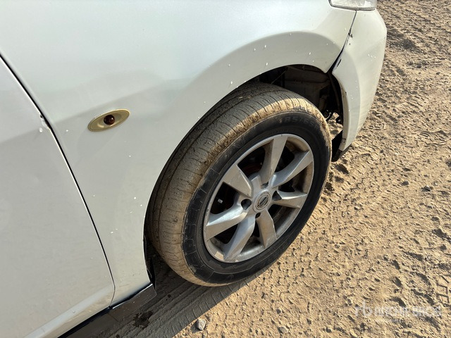 2009 Nissan Tilda Automobile - Personenbil: bilde 4 2009 Nissan Tilda Automobile - Personenbil: bilde 4