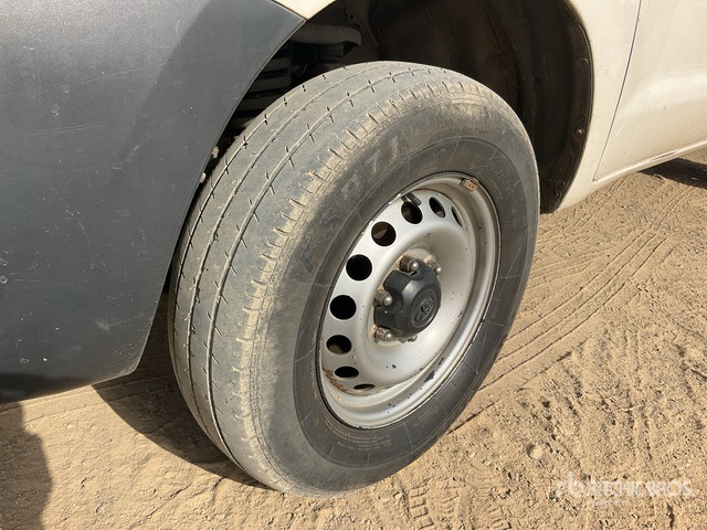 2011 Toyota Hilux 4x4 Crew Cab Pickup - Pickup: bilde 5 2011 Toyota Hilux 4x4 Crew Cab Pickup - Pickup: bilde 5