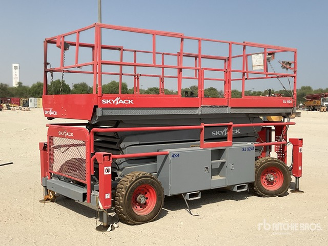 2012 Skyjack SJ9241 4x4 Diesel Scissor Lift - Sakselift: bilde 3 2012 Skyjack SJ9241 4x4 Diesel Scissor Lift - Sakselift: bilde 3