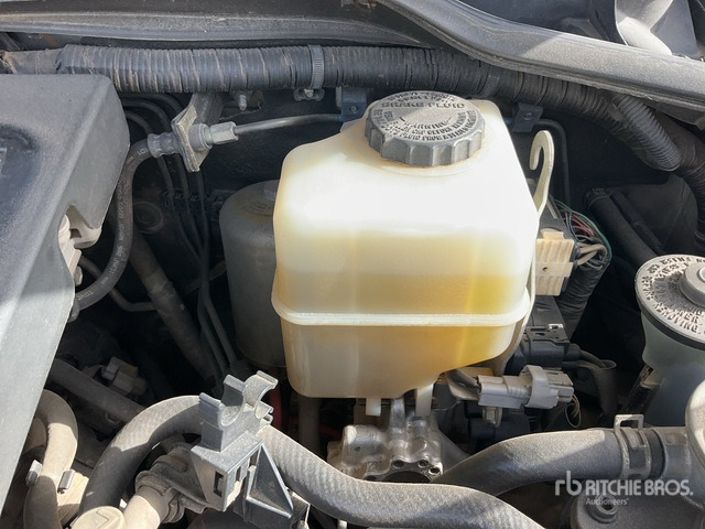 2012 Toyota Land Cruiser GX 200L 4x4 SUV - SUV: bilde 4 2012 Toyota Land Cruiser GX 200L 4x4 SUV - SUV: bilde 4