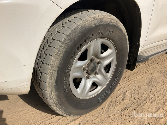 2012 Toyota Land Cruiser GX 200L 4x4 SUV - SUV: bilde 5 2012 Toyota Land Cruiser GX 200L 4x4 SUV - SUV: bilde 5