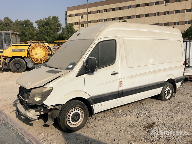 2016 Mercedes-Benz Sprinter 316 (Inoperable) Cargo Van - Kassebil: bilde 2 2016 Mercedes-Benz Sprinter 316 (Inoperable) Cargo Van - Kassebil: bilde 2