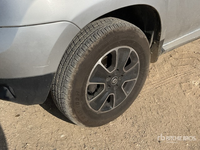 2017 Renault Duster 4WD SUV - SUV: bilde 4 2017 Renault Duster 4WD SUV - SUV: bilde 4