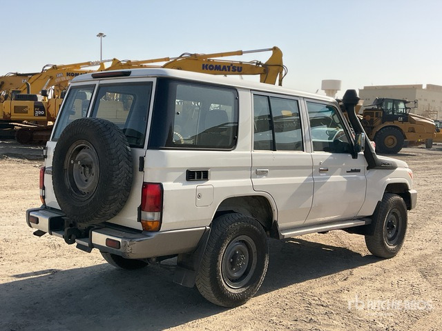 2019 Toyota Land Cruiser LX 76L 4x4 SUV - SUV: bilde 3 2019 Toyota Land Cruiser LX 76L 4x4 SUV - SUV: bilde 3