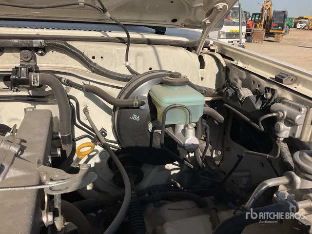 2019 Toyota Land Cruiser LX 76L 4x4 SUV - SUV: bilde 4 2019 Toyota Land Cruiser LX 76L 4x4 SUV - SUV: bilde 4