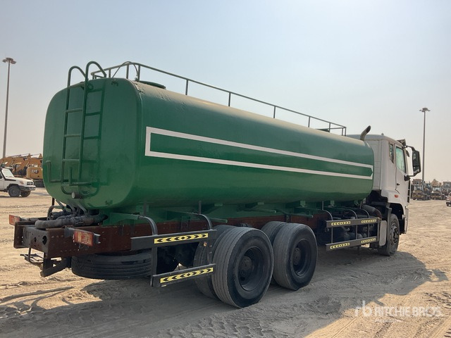 2019 Wuhan ZZ1255N4646E1 20000 L 6x4 Water Truck - Tankbil: bilde 4 2019 Wuhan ZZ1255N4646E1 20000 L 6x4 Water Truck - Tankbil: bilde 4
