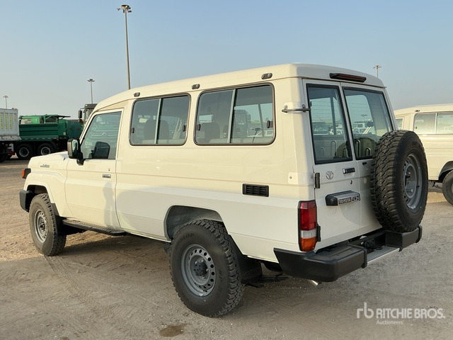 2024 Toyota Land Cruiser 78R 4x4 (Unused) SUV - SUV: bilde 3 2024 Toyota Land Cruiser 78R 4x4 (Unused) SUV - SUV: bilde 3