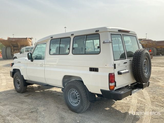 2024 Toyota Land Cruiser 78R 4x4 (Unused) SUV - SUV: bilde 3 2024 Toyota Land Cruiser 78R 4x4 (Unused) SUV - SUV: bilde 3