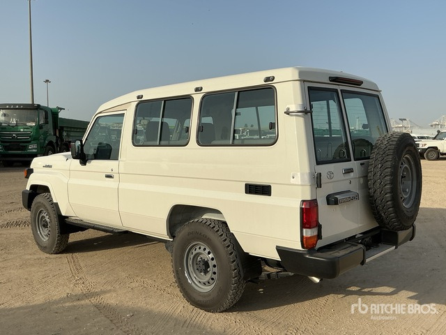 2024 Toyota Land Cruiser 78R 4x4 (Unused) SUV - SUV: bilde 3 2024 Toyota Land Cruiser 78R 4x4 (Unused) SUV - SUV: bilde 3