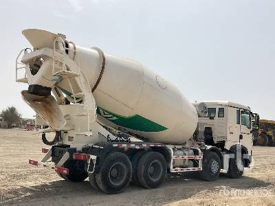 CNHTC HOWO TX340 8x4 Twin-Steer - Betongbil: bilde 3 CNHTC HOWO TX340 8x4 Twin-Steer - Betongbil: bilde 3