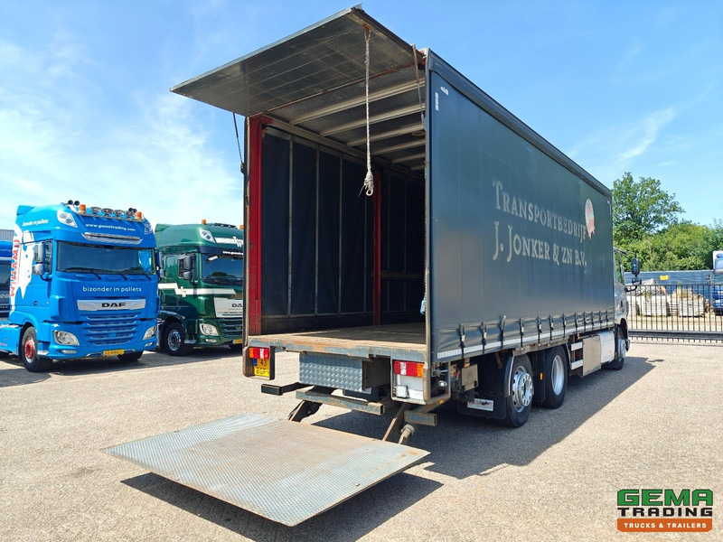 DAF CF 400 FAN 6x2/4 SpaceCab Euro6A - Schuifzeilenbak 7.7m + Laadklep 2000kg - HH Vloer - AanhangerKoppeling - Kapellbil: bilde 2 DAF CF 400 FAN 6x2/4 SpaceCab Euro6A - Schuifzeilenbak 7.7m + Laadklep 2000kg - HH Vloer - AanhangerKoppeling - Kapellbil: bilde 2