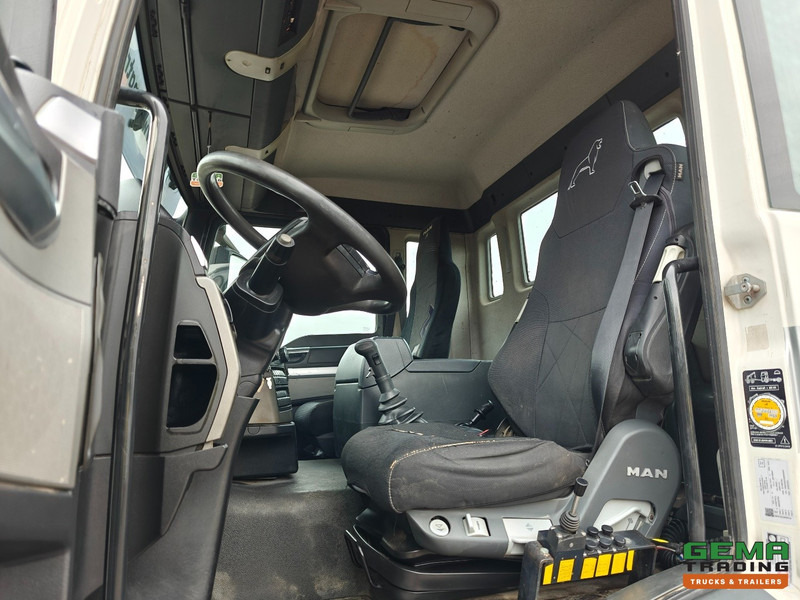MAN TGS-TGX 26.440 6x4 Dagcabine Euro5 - AJK 20T HaakarmSysteem - Volledig Bladgeveerd - Naafreductie - Handgeschakeld - Krokbil: bilde 5 MAN TGS-TGX 26.440 6x4 Dagcabine Euro5 - AJK 20T HaakarmSysteem - Volledig Bladgeveerd - Naafreductie - Handgeschakeld - Krokbil: bilde 5