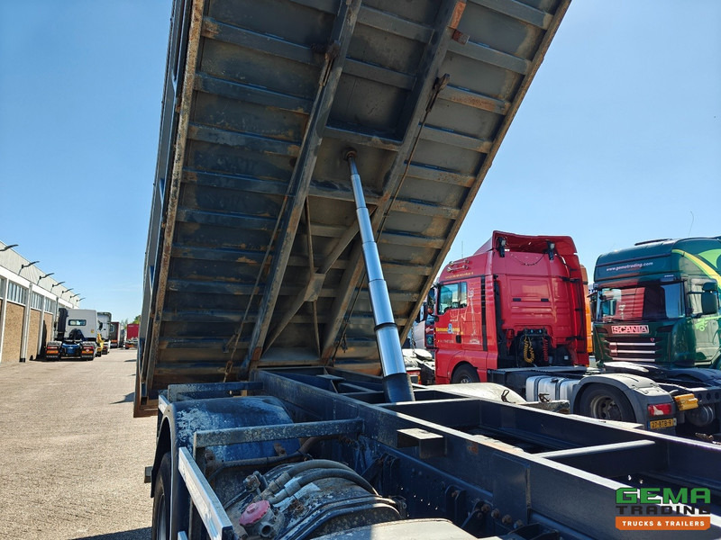 Tippbil, Kranbil Mercedes-Benz AXOR 1829 AK 4x4 Dagcab Euro5 - Kipper + Terex 105.2 - RadioGrafisch - NaafReductie: bilde 13