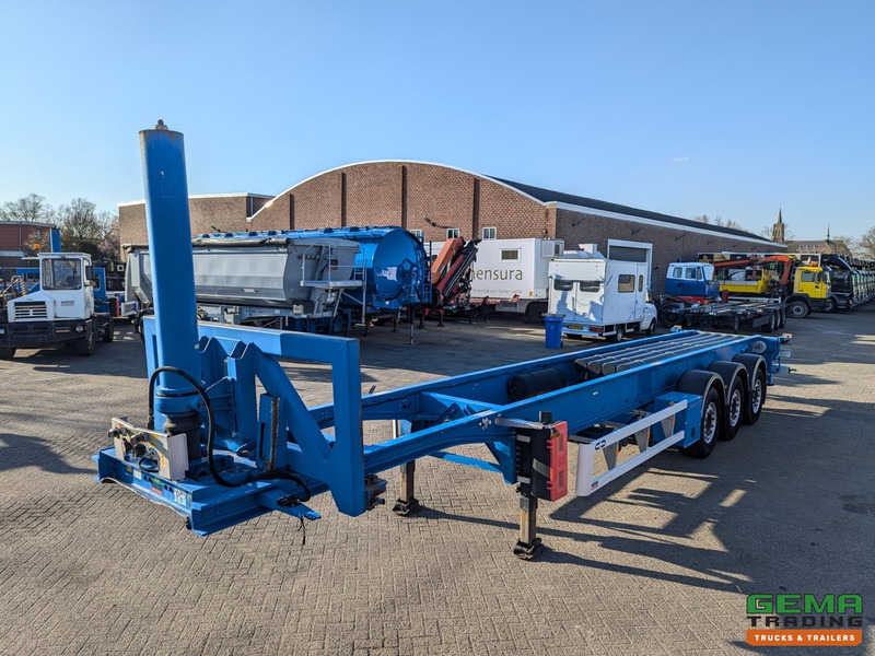 Van Hool 3C0017 40FT Kiepchassis - Aluminium Chassis - 5060KG - Slangenkokers - 88.000km! - Container-transport/ Vekselflak semitrailer: bilde 1 Van Hool 3C0017 40FT Kiepchassis - Aluminium Chassis - 5060KG - Slangenkokers - 88.000km! - Container-transport/ Vekselflak semitrailer: bilde 1