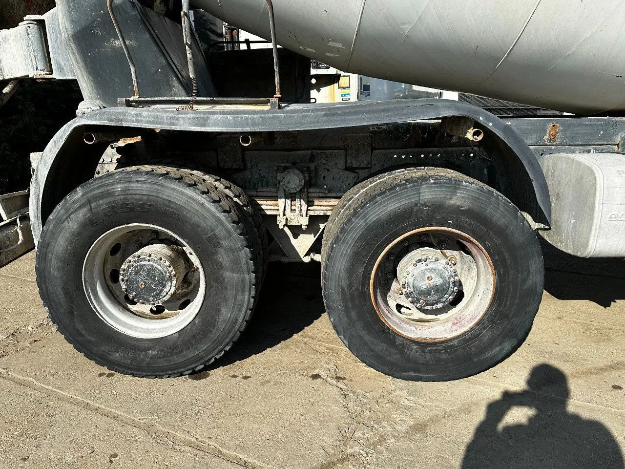 DAF CF 85.430 8X4 9m3 Mixer Spring/Spring ZF Manual - Betongbil: bilde 5 DAF CF 85.430 8X4 9m3 Mixer Spring/Spring ZF Manual - Betongbil: bilde 5