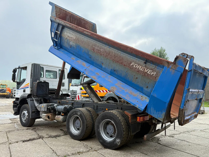 Iveco Trakker 360 6X4 Tipper Spring/Spring ZF Manual gear - Tippbil: bilde 3 Iveco Trakker 360 6X4 Tipper Spring/Spring ZF Manual gear - Tippbil: bilde 3