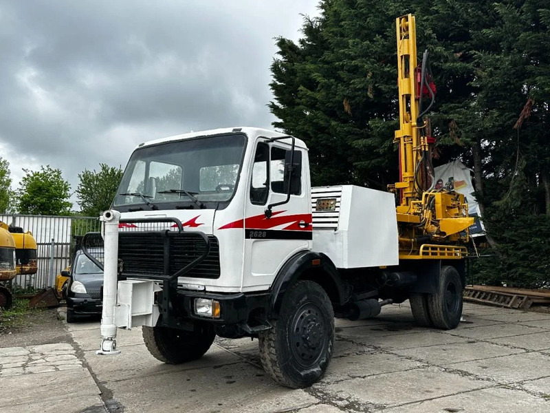Mercedes-Benz 2028 4X4 DRILLING RIG WIRTH 250M IR AIR COMPRESSOR - Borustyr: bilde 2 Mercedes-Benz 2028 4X4 DRILLING RIG WIRTH 250M IR AIR COMPRESSOR - Borustyr: bilde 2