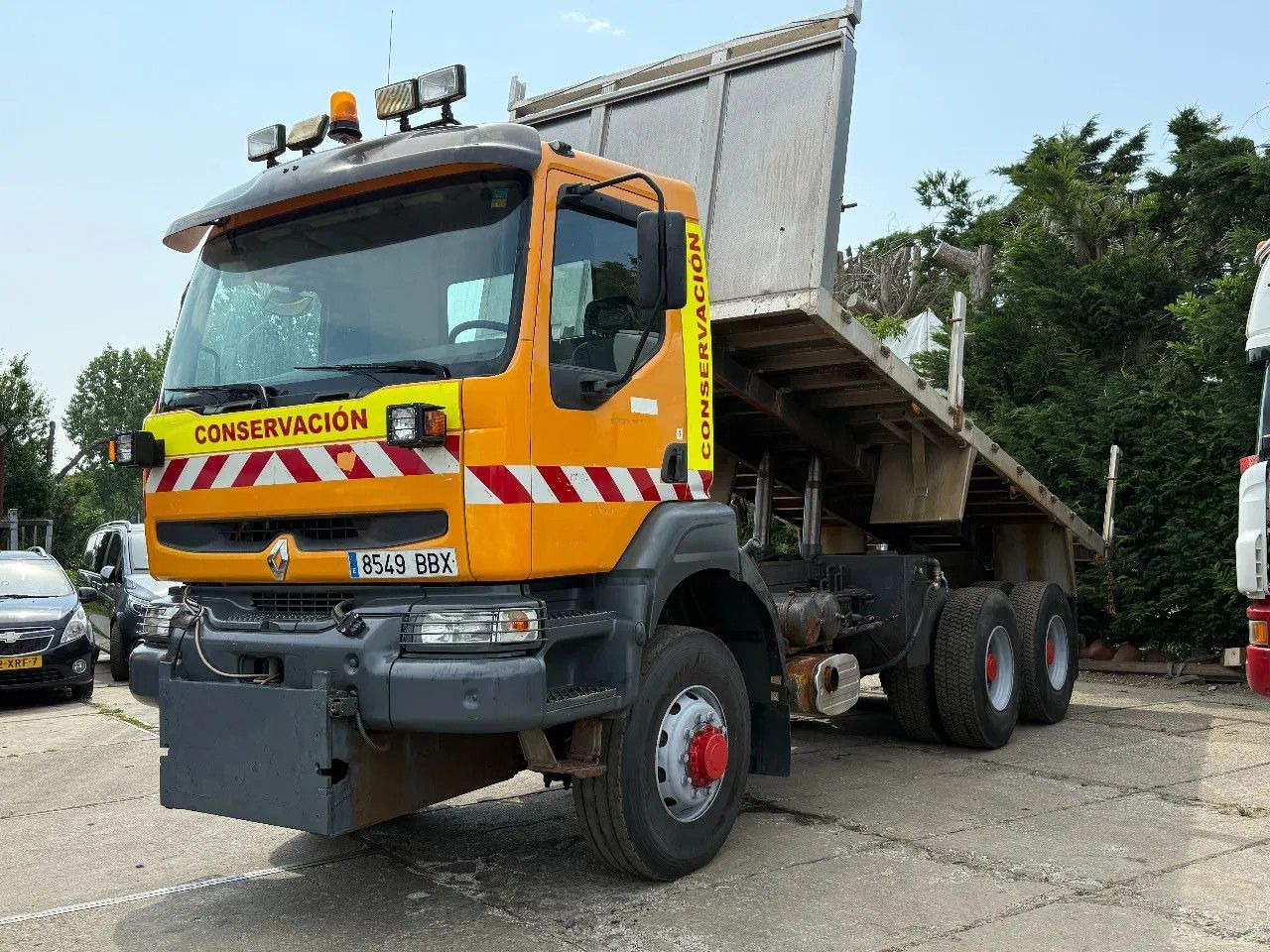 Renault Kerax 400 6X6 Tipper Spring/spring ZF Man Gear E - Tippbil: bilde 2 Renault Kerax 400 6X6 Tipper Spring/spring ZF Man Gear E - Tippbil: bilde 2
