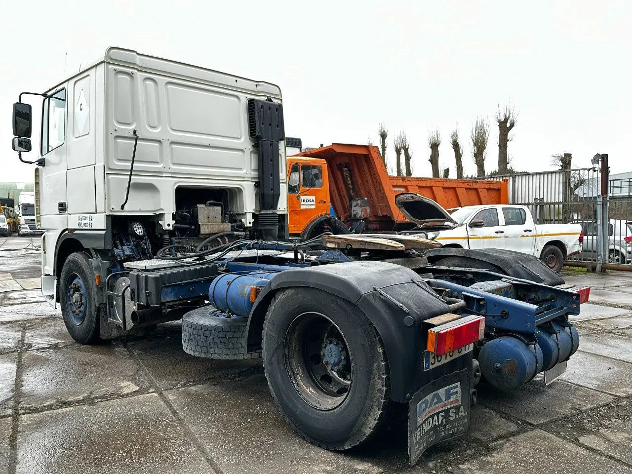 DAF XF 95.380 4X2 Tractor-unit Spring/Air ZF Manual DAF XF 95.380 4X2 Tractor-unit Spring/Air ZF Manual - Trekkvogn: bilde 3 DAF XF 95.380 4X2 Tractor-unit Spring/Air ZF Manual DAF XF 95.380 4X2 Tractor-unit Spring/Air ZF Manual - Trekkvogn: bilde 3