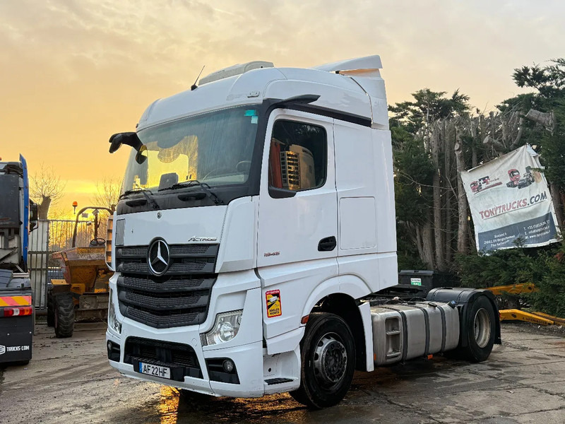 Mercedes-Benz Actros 1845 4X2 Spring/Air Mirrorcam Retarder Clima 2 Tanks - Trekkvogn: bilde 2 Mercedes-Benz Actros 1845 4X2 Spring/Air Mirrorcam Retarder Clima 2 Tanks - Trekkvogn: bilde 2