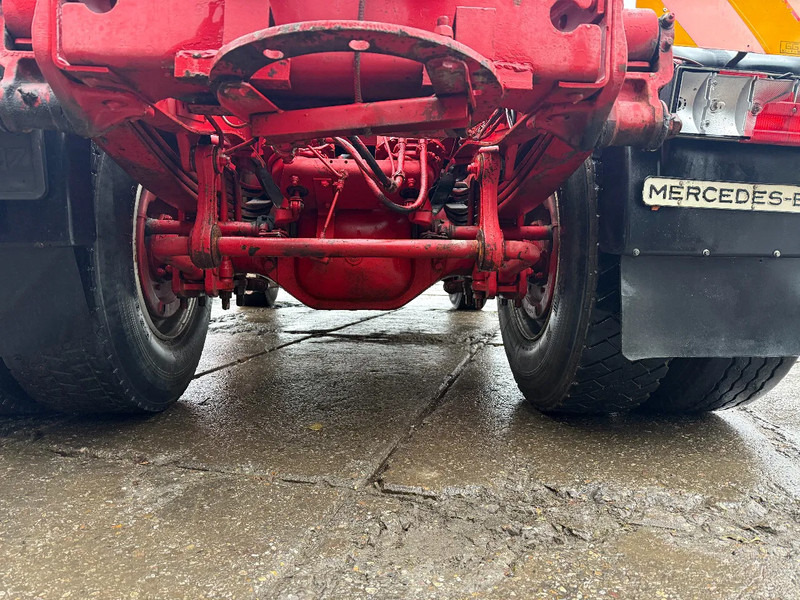 Mercedes-Benz SK 1935 V8 4X2 Tractor-unit Spring/Spring Eps 3 Pedal PTO - Trekkvogn: bilde 5 Mercedes-Benz SK 1935 V8 4X2 Tractor-unit Spring/Spring Eps 3 Pedal PTO - Trekkvogn: bilde 5