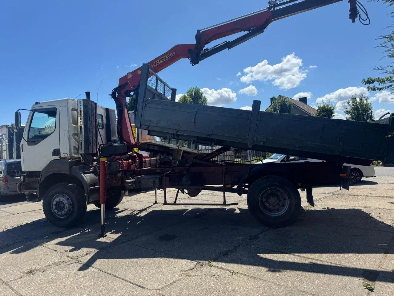 Renault Kerax 340 4X2 Tipper+Crane Spring/Spring Euro2 M - Trekkvogn: bilde 4 Renault Kerax 340 4X2 Tipper+Crane Spring/Spring Euro2 M - Trekkvogn: bilde 4