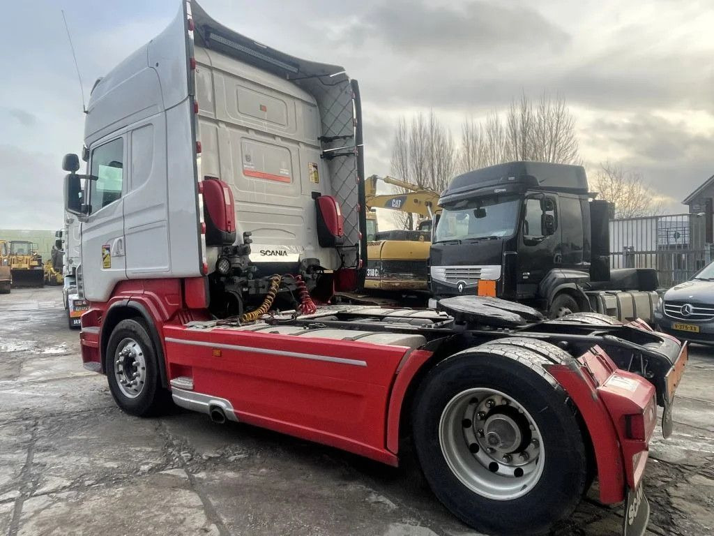 Scania R560 V8 4X2 Tractor-unit Retarder Euro5 Scania R560 V8 4X2 Tractor-unit Retarder Euro5 - Trekkvogn: bilde 3 Scania R560 V8 4X2 Tractor-unit Retarder Euro5 Scania R560 V8 4X2 Tractor-unit Retarder Euro5 - Trekkvogn: bilde 3