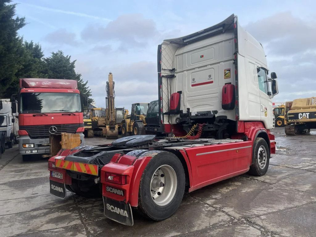Scania R560 V8 4X2 Tractor-unit Retarder Euro5 Scania R560 V8 4X2 Tractor-unit Retarder Euro5 - Trekkvogn: bilde 4 Scania R560 V8 4X2 Tractor-unit Retarder Euro5 Scania R560 V8 4X2 Tractor-unit Retarder Euro5 - Trekkvogn: bilde 4