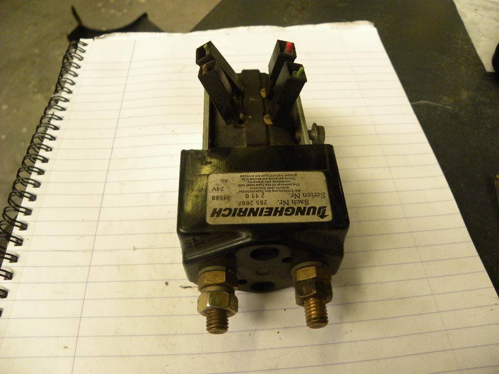 Contactor 24V for Jungheinrich - Elektrisk system for Materialhåndteringsutstyr: bilde 1 Contactor 24V for Jungheinrich - Elektrisk system for Materialhåndteringsutstyr: bilde 1