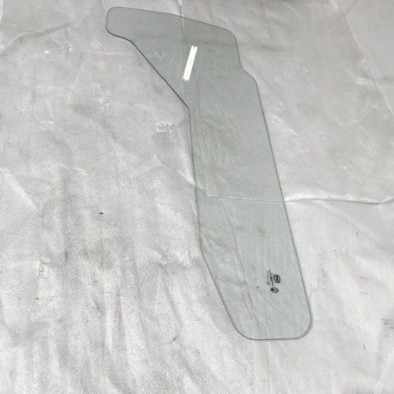 Glass for Komatsu/Fiat - Førerhus og interiør for Materialhåndteringsutstyr: bilde 1 Glass for Komatsu/Fiat - Førerhus og interiør for Materialhåndteringsutstyr: bilde 1