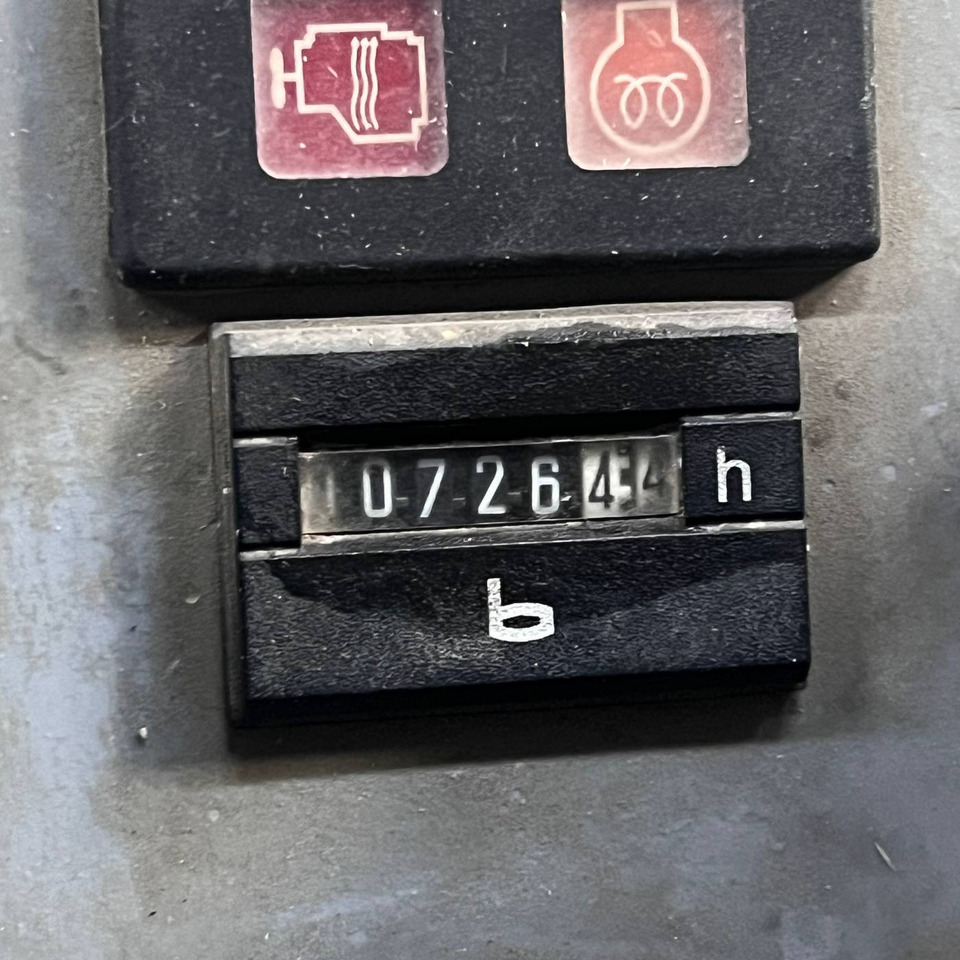 Hako Jonas 1200D - Industriell feiemaskin: bilde 4 Hako Jonas 1200D - Industriell feiemaskin: bilde 4