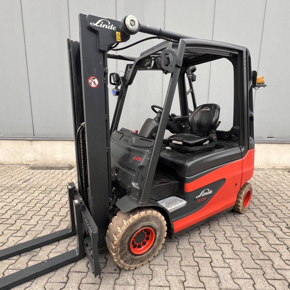 Linde E25 (387) - El-truck: bilde 1 Linde E25 (387) - El-truck: bilde 1