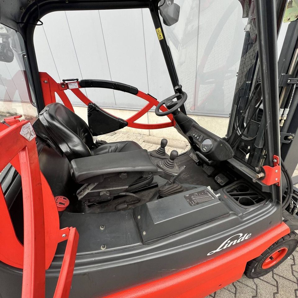 Linde E25S (336-03) - El-truck: bilde 4 Linde E25S (336-03) - El-truck: bilde 4