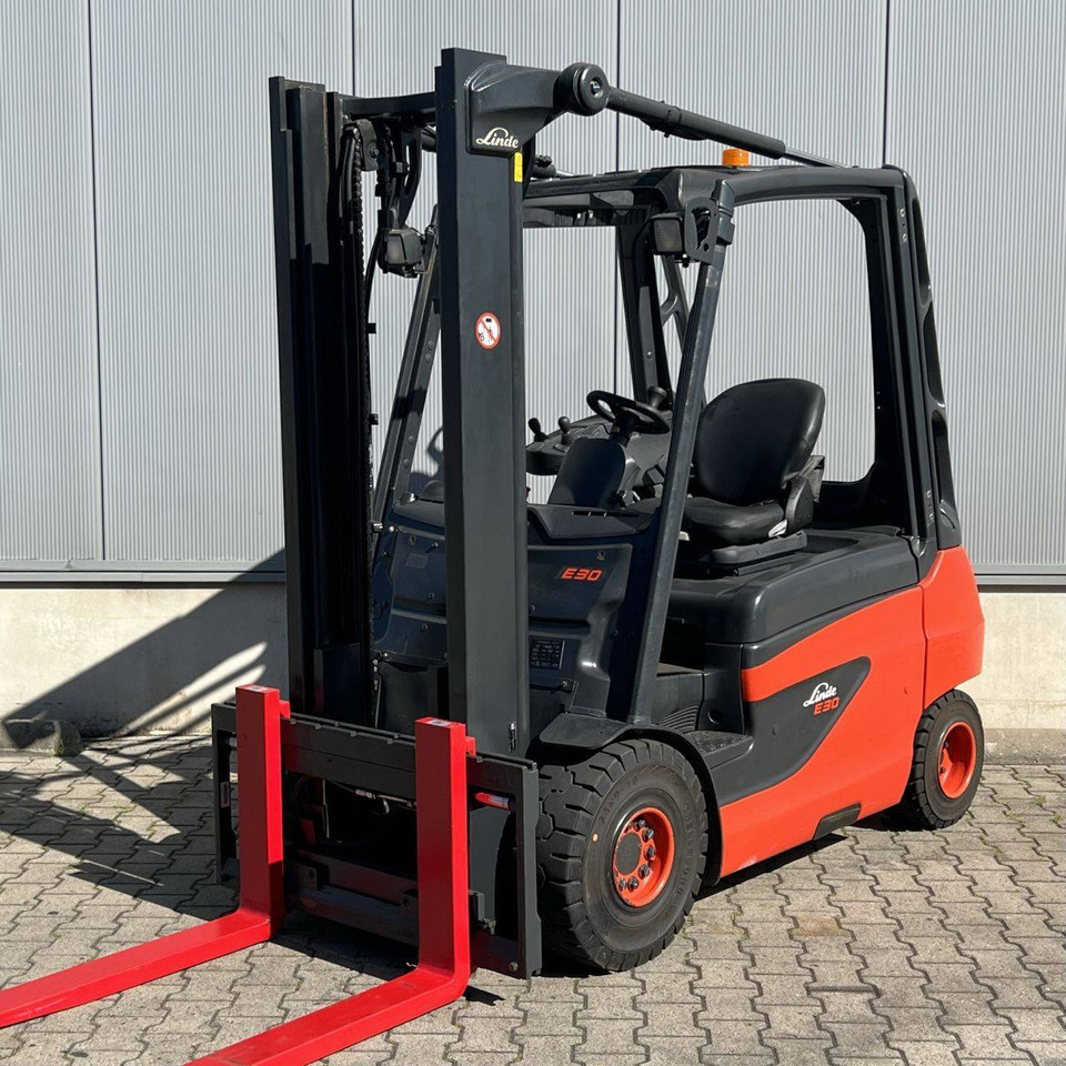Linde E30 (387) - El-truck: bilde 1 Linde E30 (387) - El-truck: bilde 1