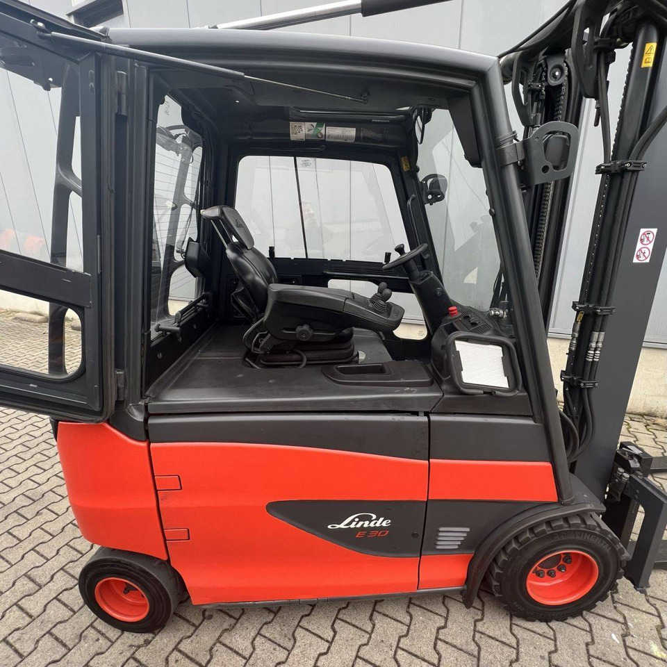Linde E30/600 HL (387) - El-truck: bilde 3 Linde E30/600 HL (387) - El-truck: bilde 3