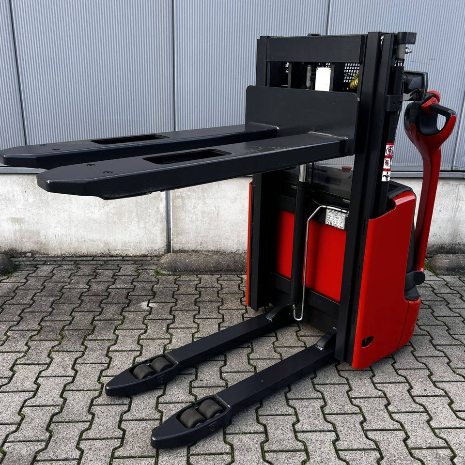 Linde L12 (1172) - Stabler: bilde 5 Linde L12 (1172) - Stabler: bilde 5