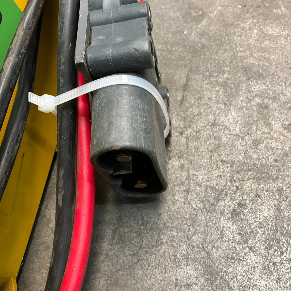 Hawker 24V/80A - Reservedeler for Materialhåndteringsutstyr: bilde 4 Hawker 24V/80A - Reservedeler for Materialhåndteringsutstyr: bilde 4