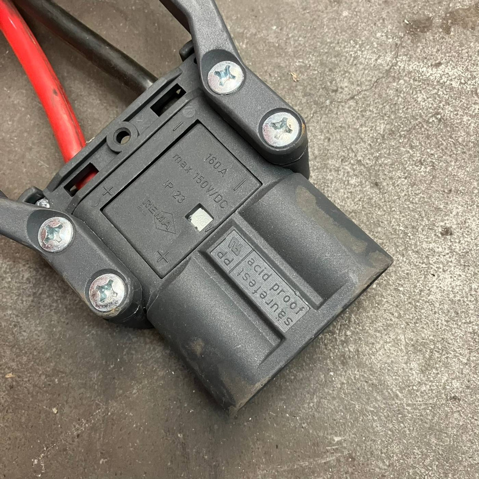 Hawker 48V/45A - Reservedeler for Materialhåndteringsutstyr: bilde 2 Hawker 48V/45A - Reservedeler for Materialhåndteringsutstyr: bilde 2