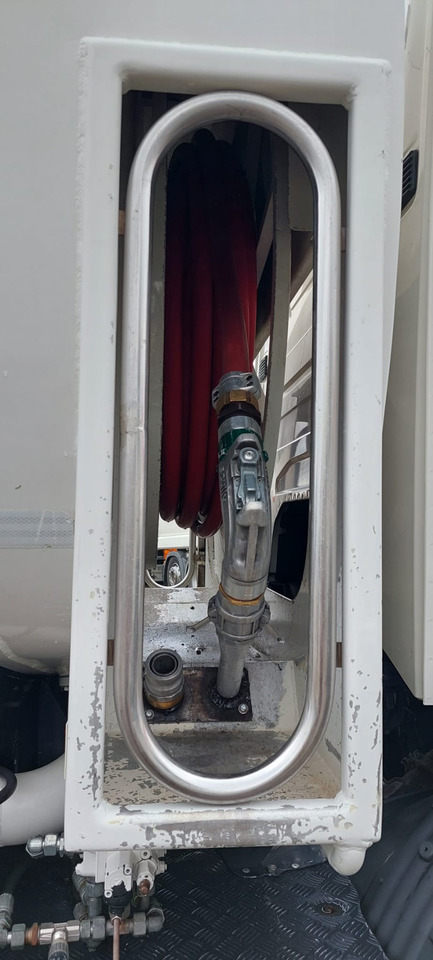SCANIA G380 - Tankbil: bilde 2 SCANIA G380 - Tankbil: bilde 2
