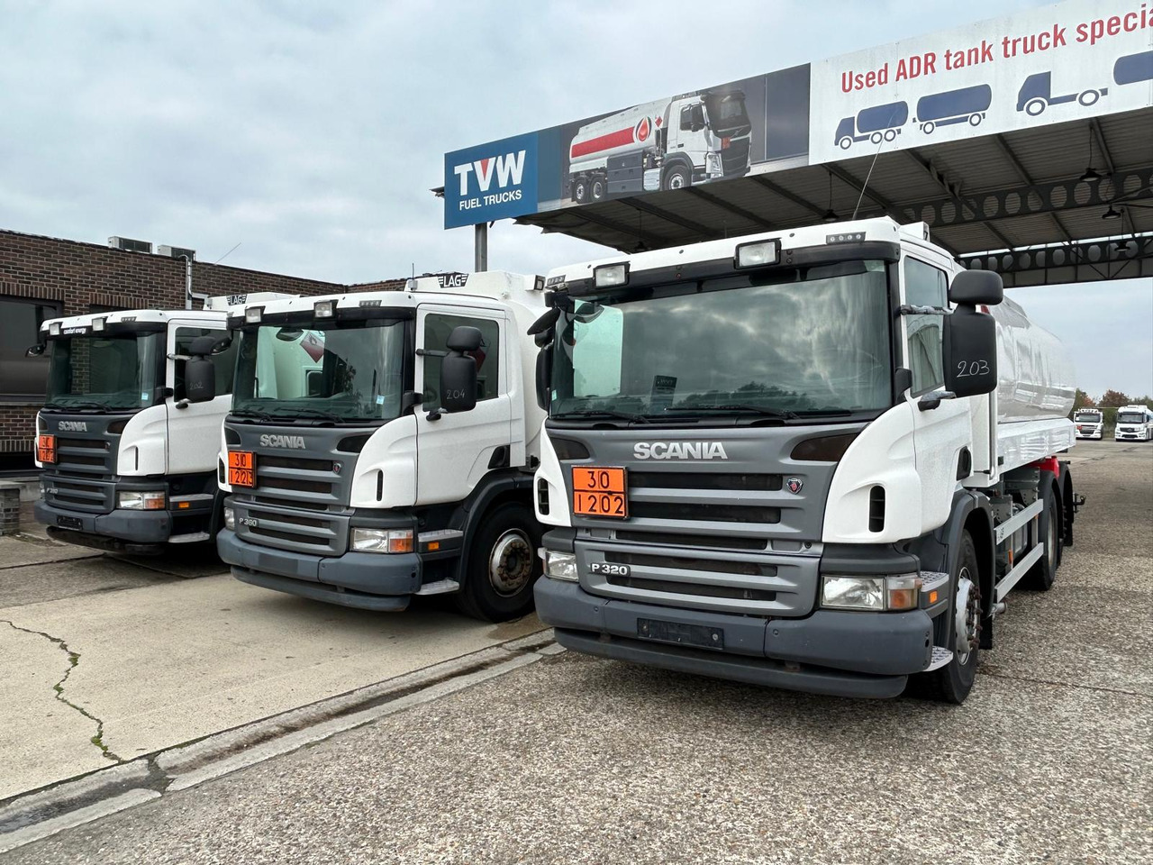 SCANIA P320/P360 (lot of 3) - Tankbil: bilde 1 SCANIA P320/P360 (lot of 3) - Tankbil: bilde 1